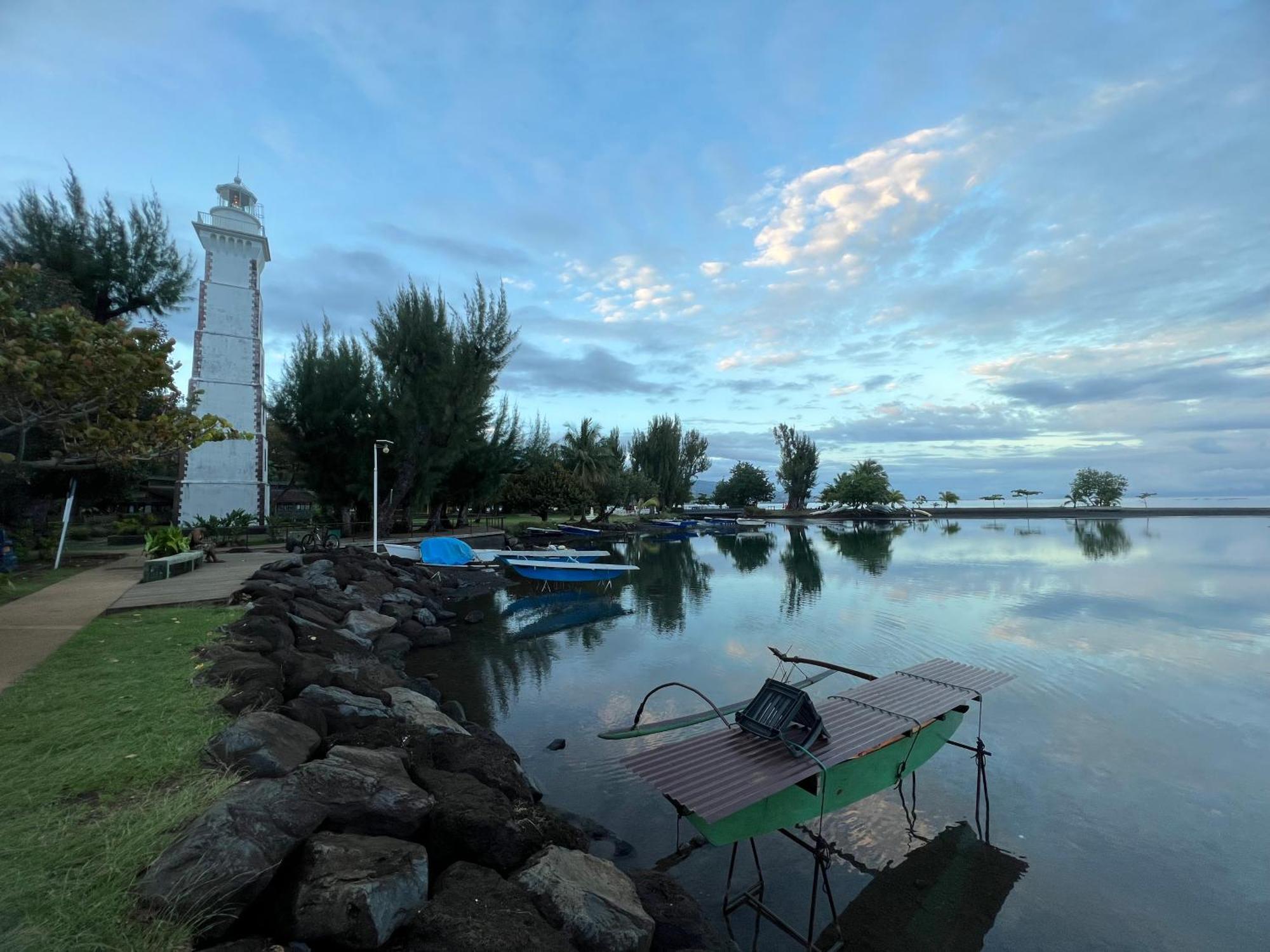 La Maison Pres Du Phare Махина Экстерьер фото