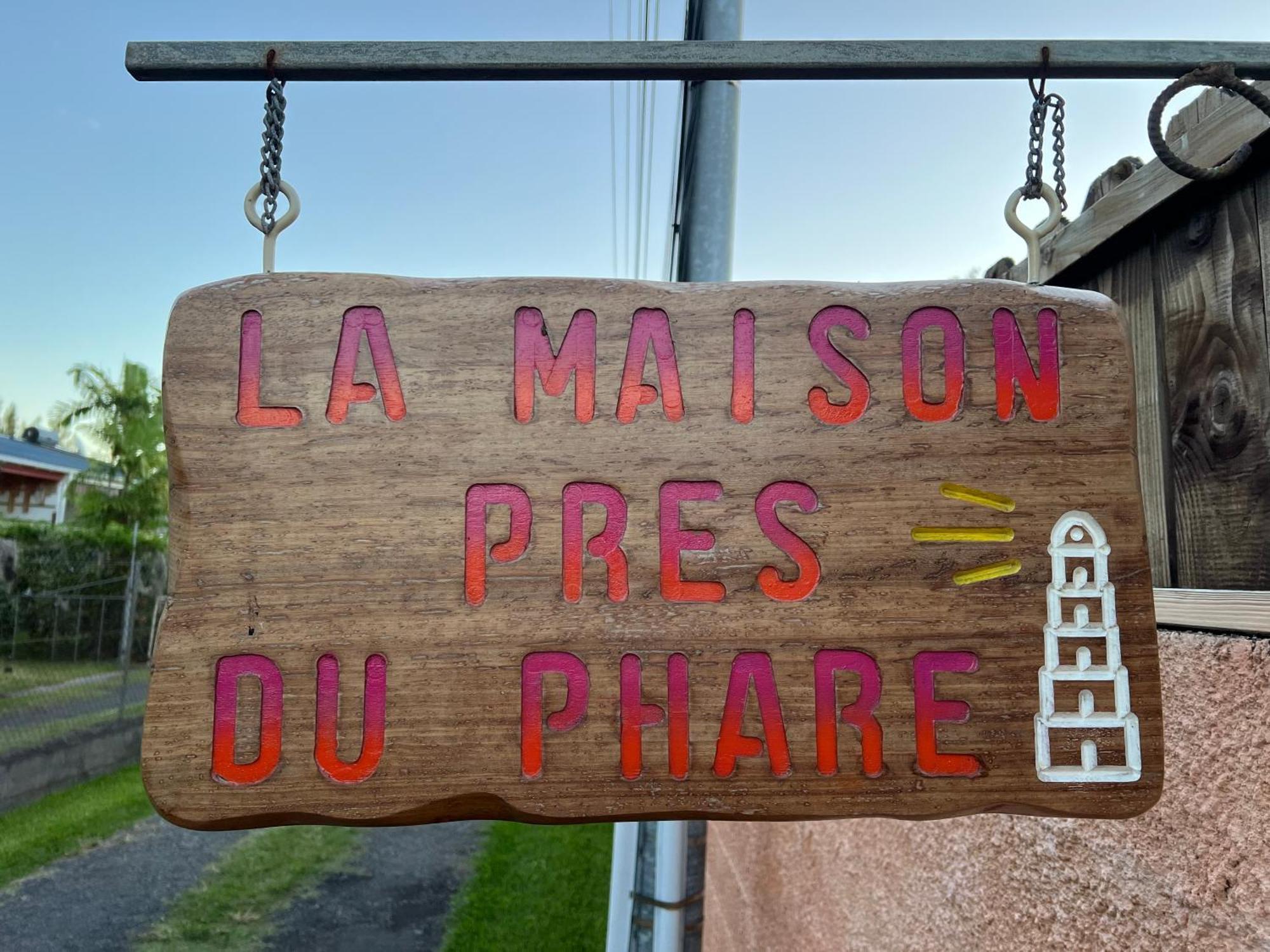 La Maison Pres Du Phare Махина Экстерьер фото